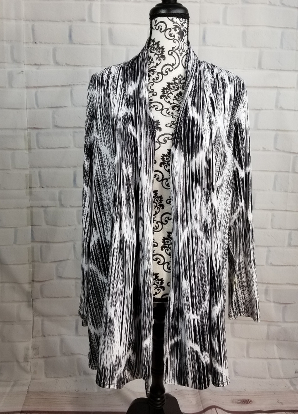 Premise womens open front cardigan size 1x stretch